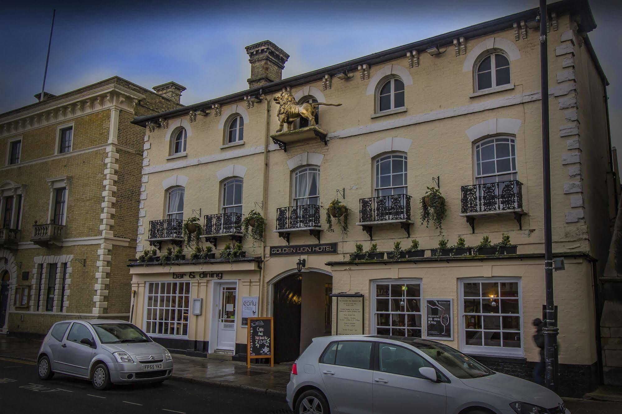 The Golden Lion Hotel, St Ives, Cambridgeshire 外观 照片