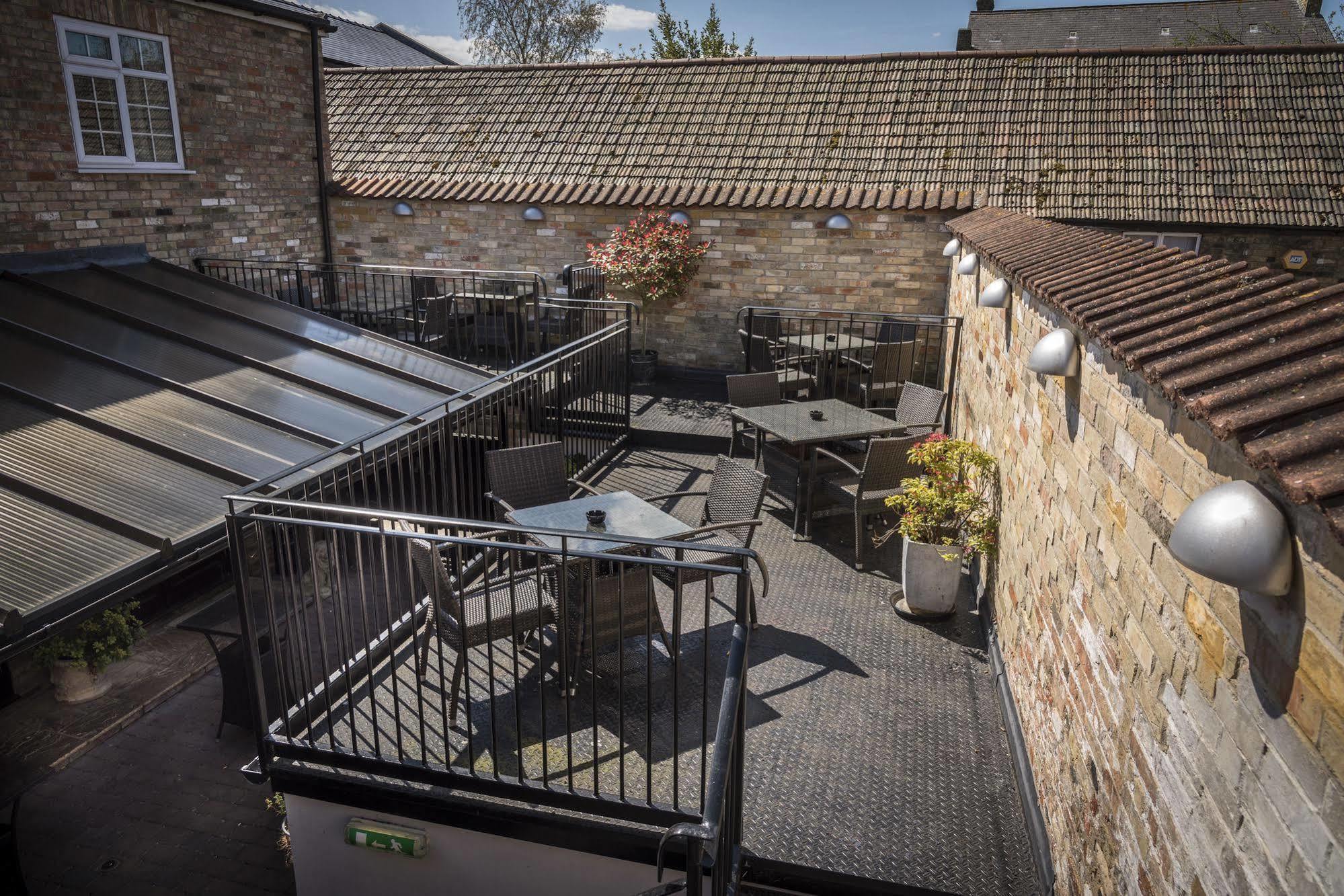 The Golden Lion Hotel, St Ives, Cambridgeshire 外观 照片